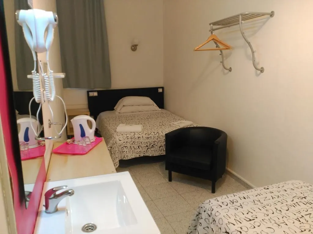 Hostal River Barcellona Affittacamere
