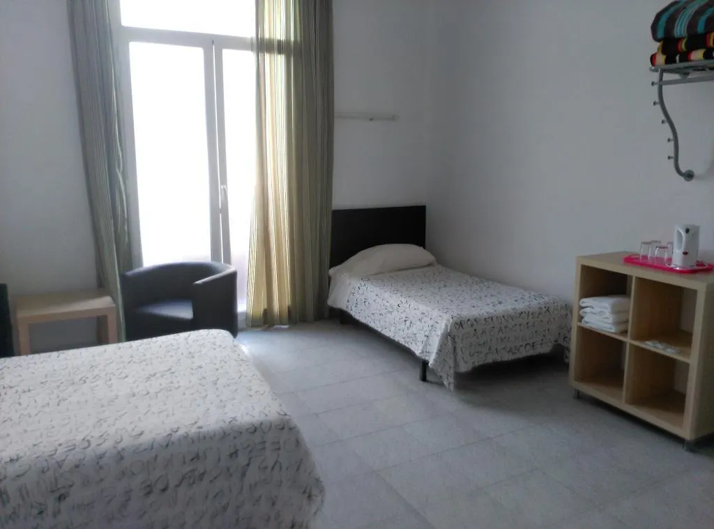 Hostal River Barcelona Pensionat